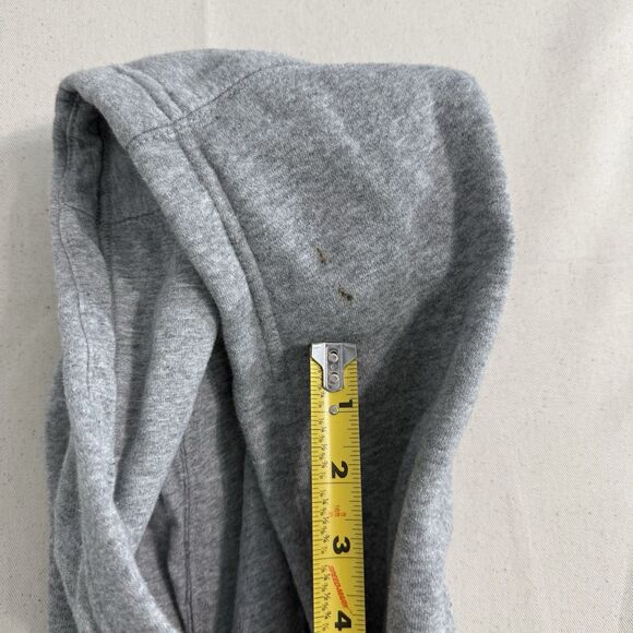 Nike Kobe Bryant Men’s Hoodie 2/8/24 Statue Hoodie Grey Sz M Legacy Mamba Day - Picture 7 of 12